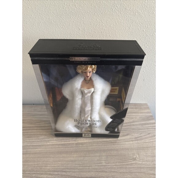 Barbie Hollywood Movie Star Collection Hollywood Premiere 2000 Doll - Picture 4 of 8